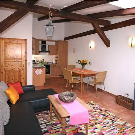 Ferien Am Schloss Farmház Duckwitz