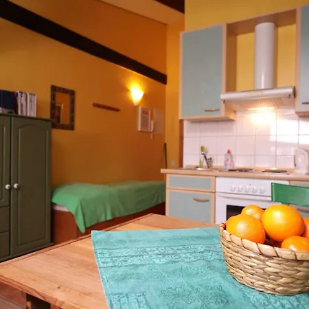 Farmház Ferien Am Schloss *