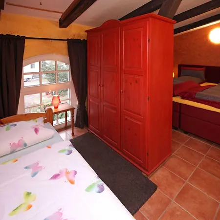 Farmház Ferien Am Schloss